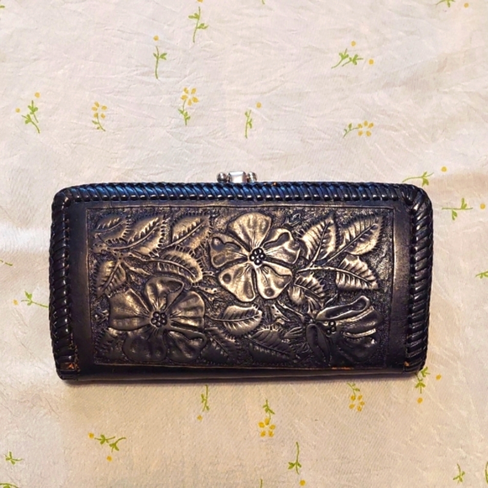 Floral Embossed Black Leather Wallet